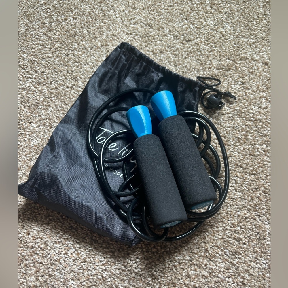 Tone It Up Jump Rope & Towel Bundle